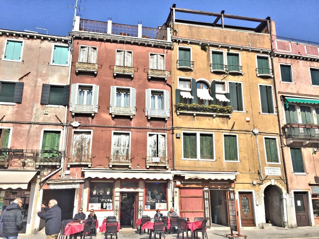 Biennale Apt Balcony Venice Exterior photo